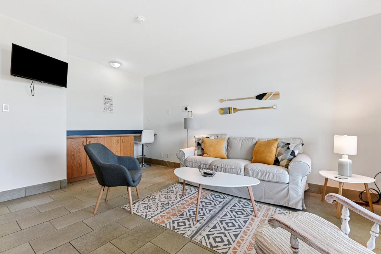 Baptiste Lake Lodge Harcourt المظهر الخارجي الصورة